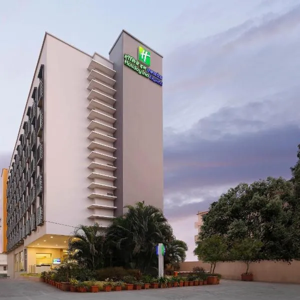 Holiday Inn Express Pune Hinjewadi, an IHG Hotel，位于Méribel Village的酒店