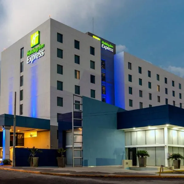 库利亚坎智选假日酒店，位于Lima del Alto的酒店