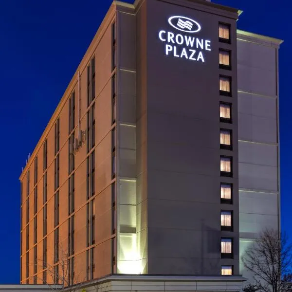 Crowne Plaza Newark Airport, an IHG Hotel，位于伊丽莎白的酒店