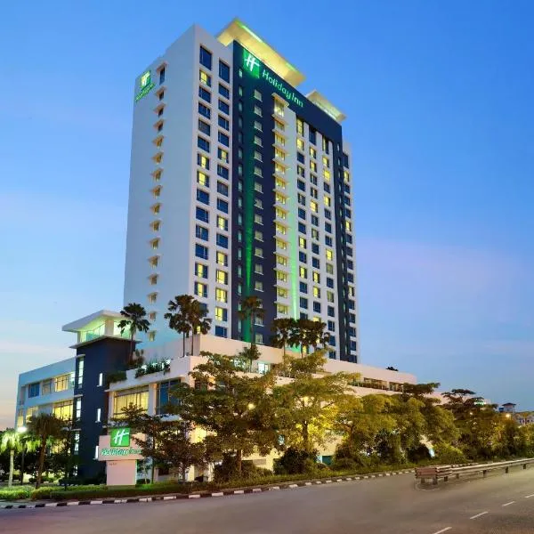 马六甲假日酒店，位于Kampong Padang的酒店
