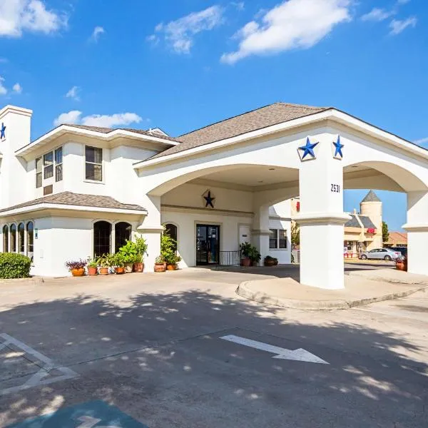 Motel 6 Dallas – Irving DFW Airport South，位于欧文的酒店
