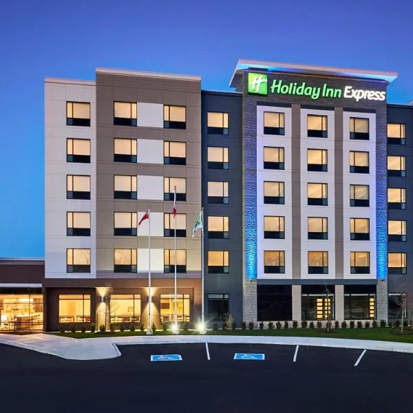 Holiday Inn Express Niagara-On-The-Lake, an IHG Hotel，位于滨湖尼亚加拉的酒店