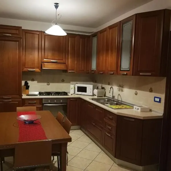 IL GIRASOLE，位于蒂拉诺的酒店