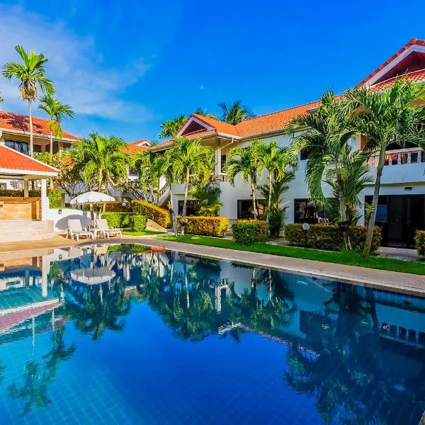 Phuket Riviera Villas Hotel，位于奈汉海滩的酒店