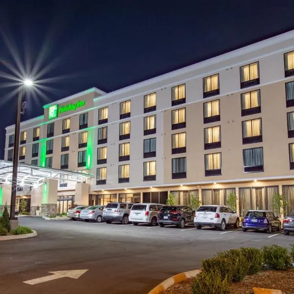 Holiday Inn Knoxville N - Merchant Drive, an IHG Hotel，位于Powell的酒店