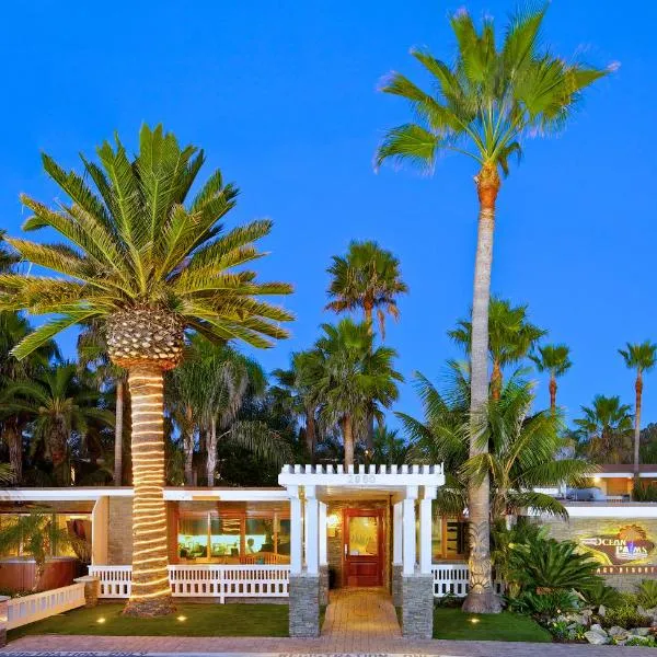 海洋棕榈滩度假酒店，位于奥欣赛德的酒店