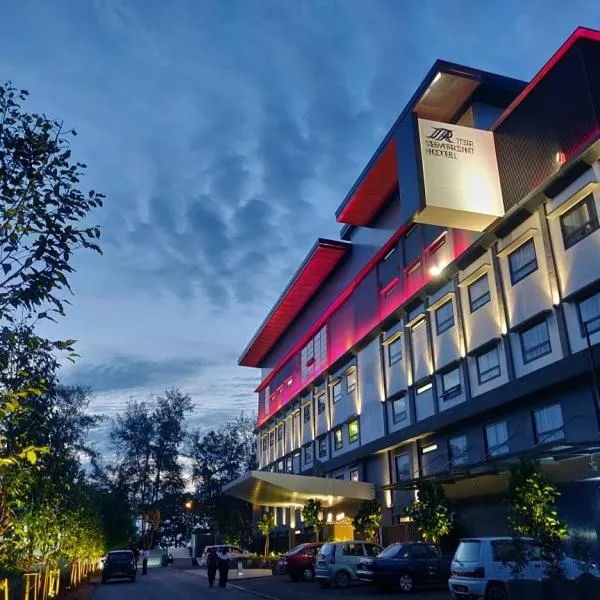 TSR Seafront Hotel，位于Kampong Linggi的酒店