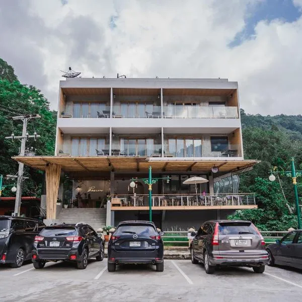 Passion Resort Kiriwong，位于Ban Tha Phae的酒店