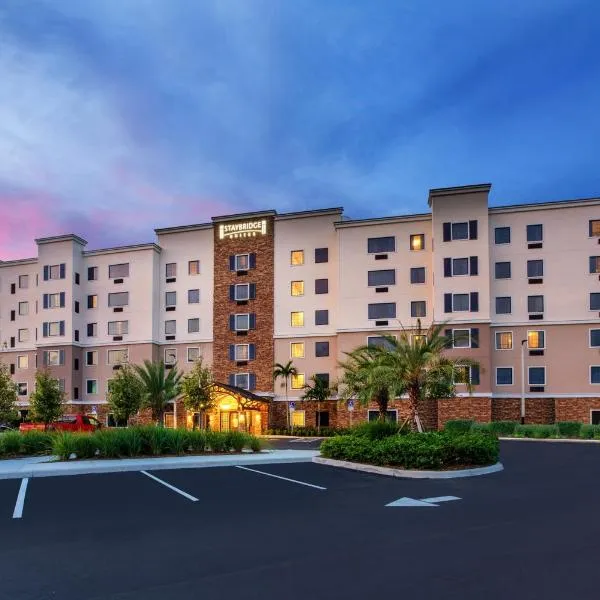 Staybridge Suites - Fort Lauderdale Airport - West, an IHG Hotel，位于Carver Ranches的酒店