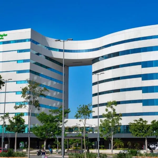 Holiday Inn & Suites - Merida La Isla by IHG,位于梅里达的酒店