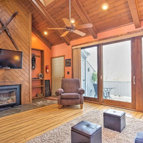 All-Season Base in Beech Mountain，位于榉木山的酒店