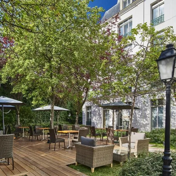 莫迪利亚尼别墅蓝色假日酒店，位于巴黎的酒店