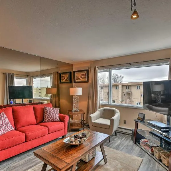 Walk to Downtown and Coast Trail Condo in Anchorage，位于安克雷奇的酒店
