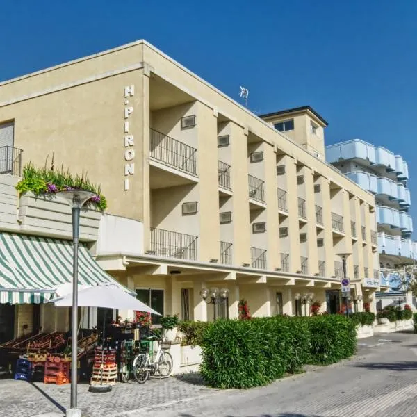 Hotel Pironi，位于圣毛罗马尔的酒店