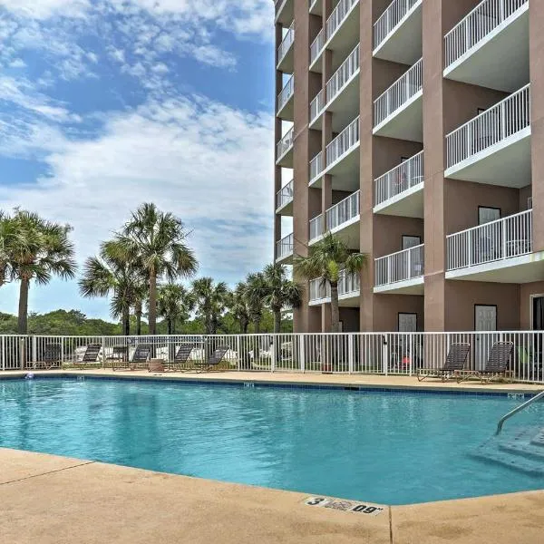 West Gulf Shores Condo with Ocean Views, Shared Pool!，位于摩根堡的酒店