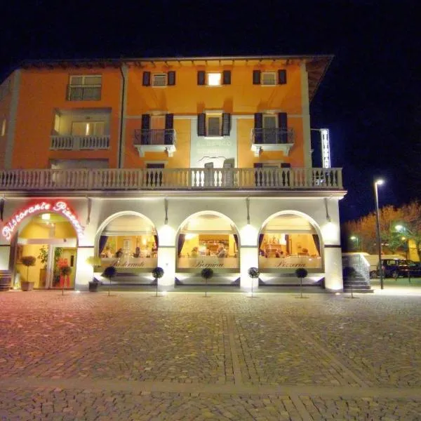 贝尔尼纳酒店，位于Alpe Strencia的酒店