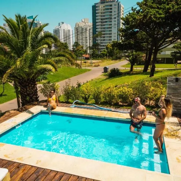 Atlantic Hostel Punta del Este，位于埃斯特角城的酒店