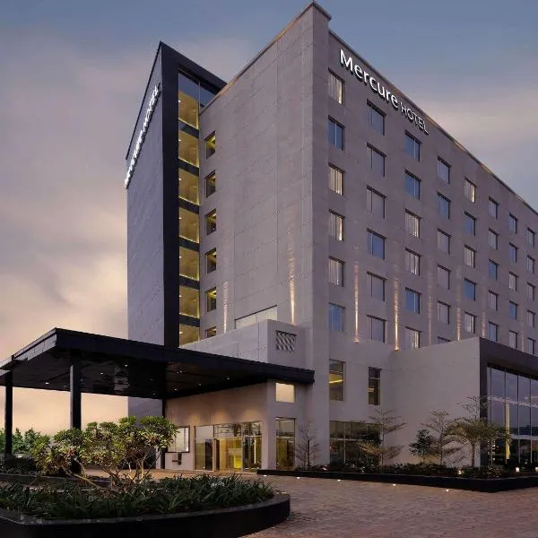 Mercure Chennai Sriperumbudur，位于Pennalūr的酒店