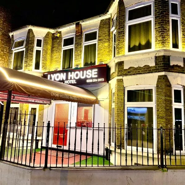 Lyon House Hotel，位于巴尔金的酒店