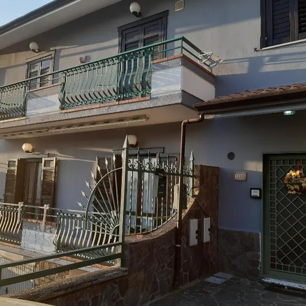 Casa Amoroso，位于Santo Stefano del Sole的酒店