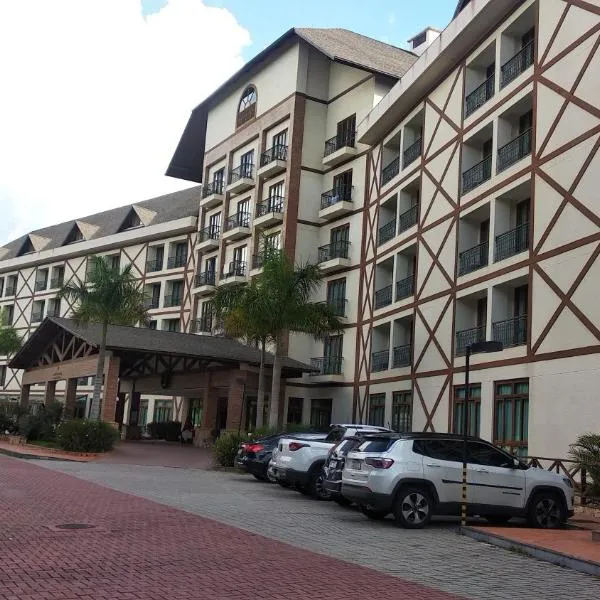Apart Hotel Pedra Azul，位于佩德拉阿祖尔的酒店