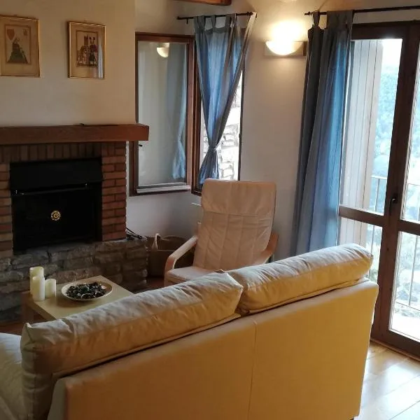 Coqueto Apartamento Dúplex en Roda de Isábena，位于伊萨韦纳河畔罗达的酒店