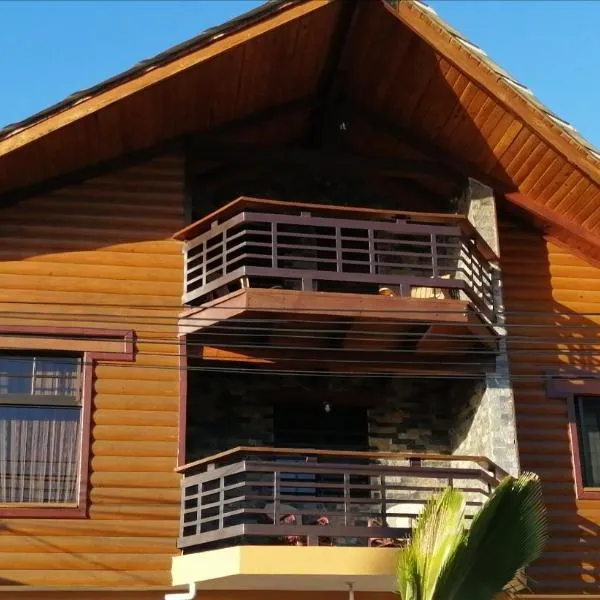 Villa Laura Jarabacoa，位于Manabao的酒店