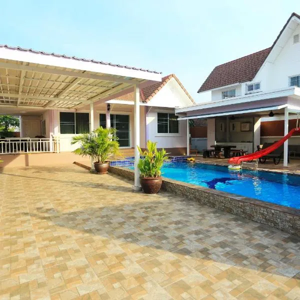 热带山泳池度假屋，位于Ban Thung Kham的酒店