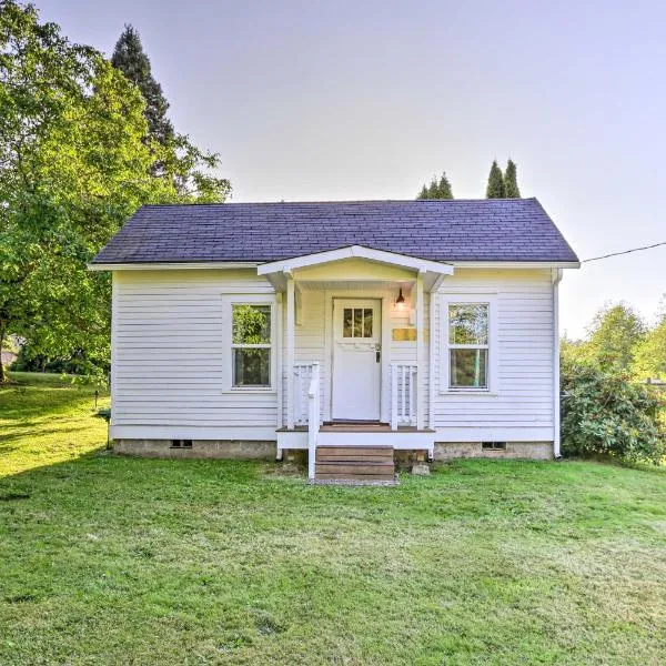 Ferndale Cottage on Private 20 Acre Farm!，位于贝灵厄姆的酒店