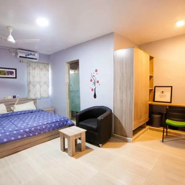 Amazing Grace Hostel and International Serviced Apartments，位于Moniya的酒店