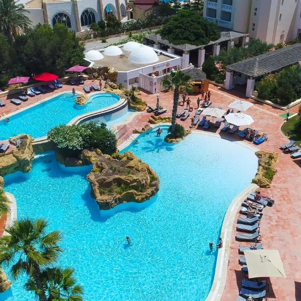 麦地那日光浴及海水浴酒店，位于Hammamet Sud的酒店