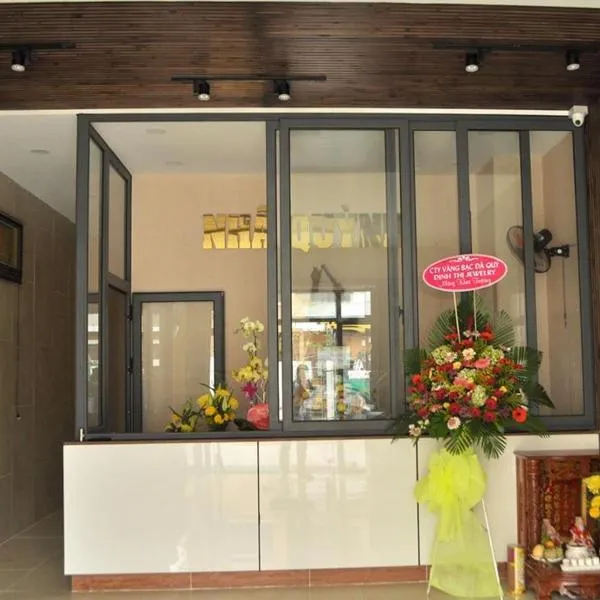 Nhã Quỳnh Hotel，位于Ấp Rạch Mẹo的酒店