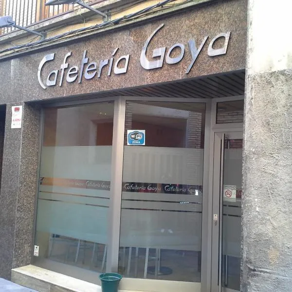 Hostal Cafeteteria Goya，位于Castejón del Puente的酒店