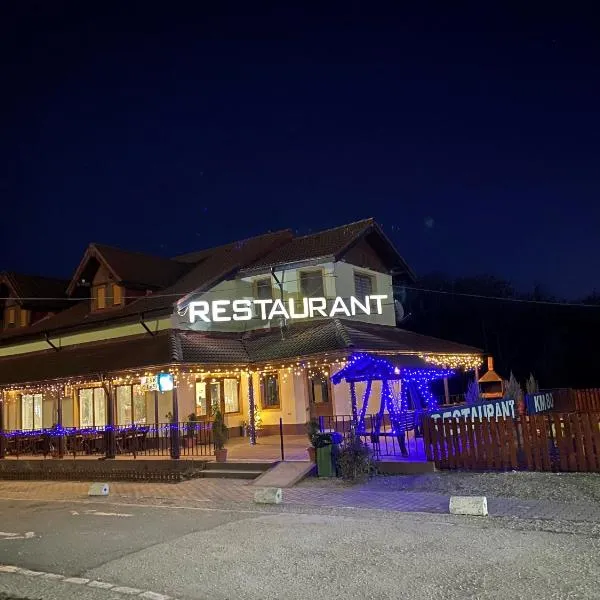 KM 80 Restaurant & Hotel，位于Călineşti的酒店