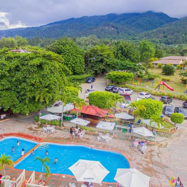 杰拉布卡河俱乐部度假酒店，位于Pinar Quemado的酒店