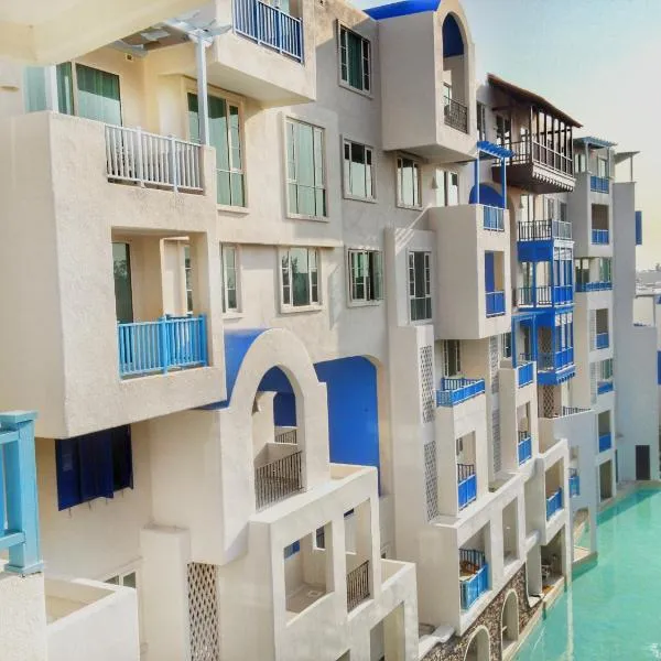 Chelona huahin beachfront condominium，位于考陶的酒店