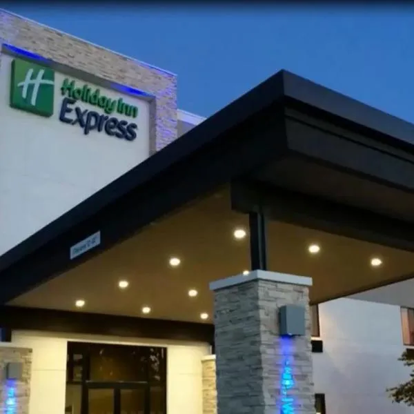 Holiday Inn Express & Suites - Oklahoma City Airport, an IHG Hotel，位于贝瑟尼的酒店