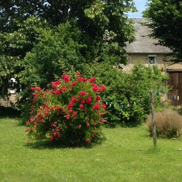 gîte le tilleul de la Fontaine，位于Anlezy的酒店