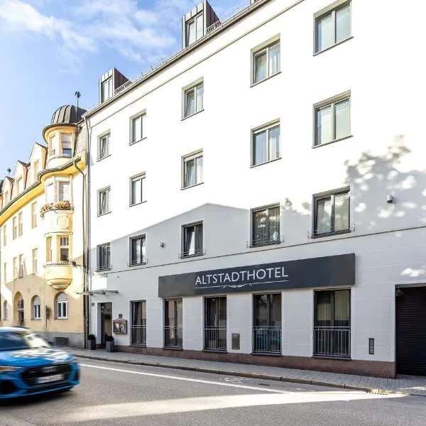 奥斯塔德特特酒店，位于Karlskron的酒店