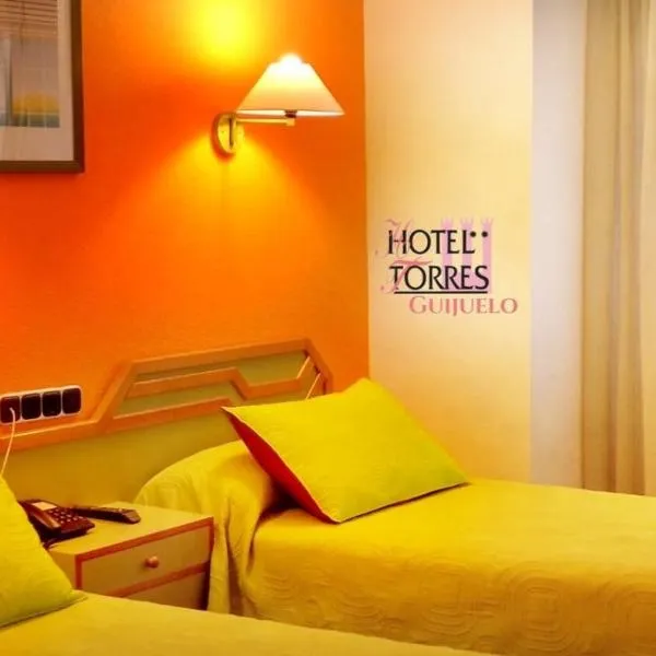 Hotel Torres Guijuelo，位于Los Santos的酒店