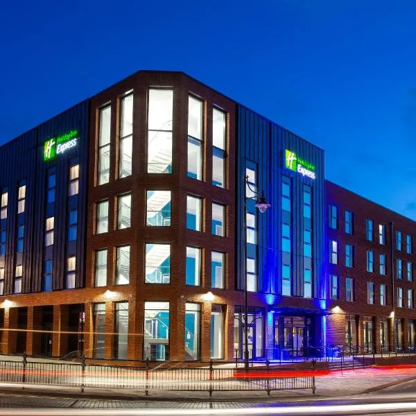 Holiday Inn Express - Barrow-in-Furness & South Lakes, an IHG Hotel，位于Rampside的酒店