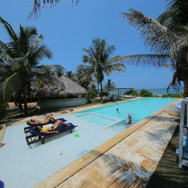 海豚海滩度假酒店，位于Kottanitivu的酒店