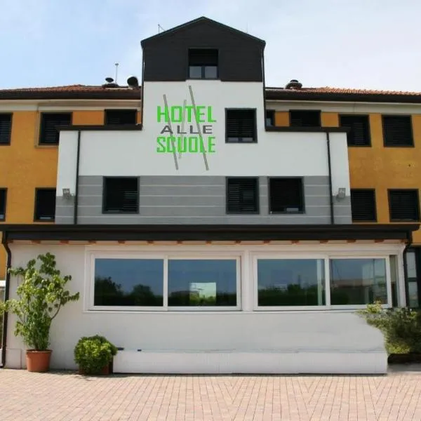 Hotel Alle Scuole NEW，位于坎波桑皮耶罗的酒店