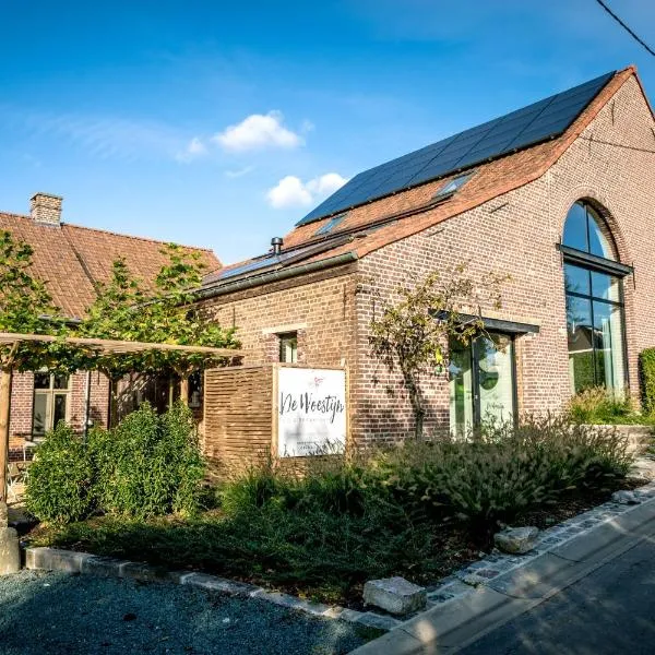 B&B De Woestijn，位于Roosdaal的酒店