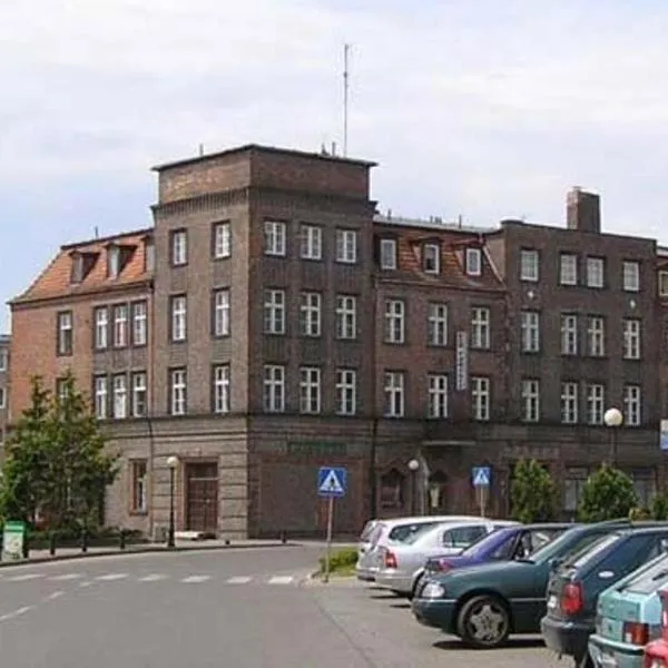 多姆特蕾斯蒂酒店，位于Kłopotowo的酒店