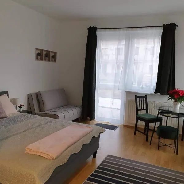 Relax Apartman Veresegyház，位于格德勒的酒店