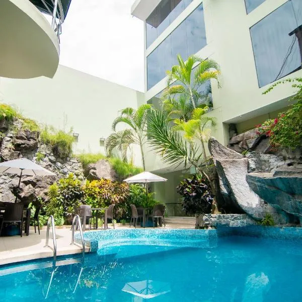El Dorado Classic Hotel，位于伊基托斯的酒店
