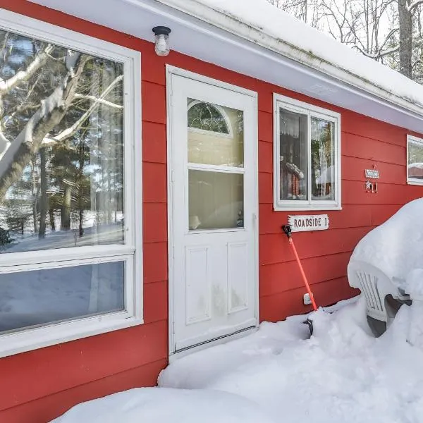 Roadside Duplex，位于Boulder Junction的酒店