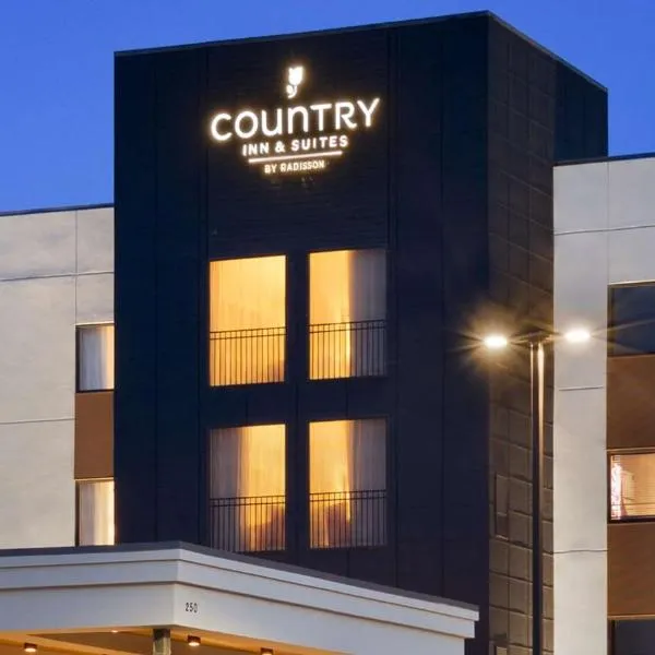 Country Inn & Suites by Radisson, Oklahoma City - Bricktown, OK，位于Del City的酒店