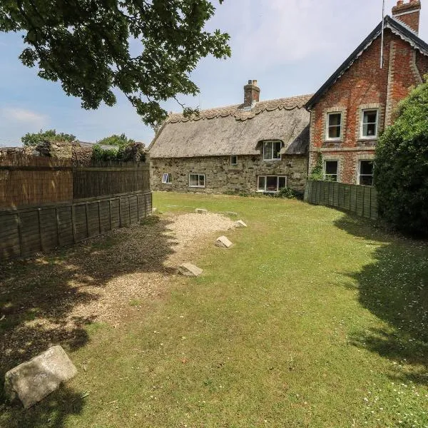 Hill Farm Cottage，位于淡水的酒店
